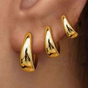 NEW 14K Gold Plated Elegant Gold Hoop Earrings